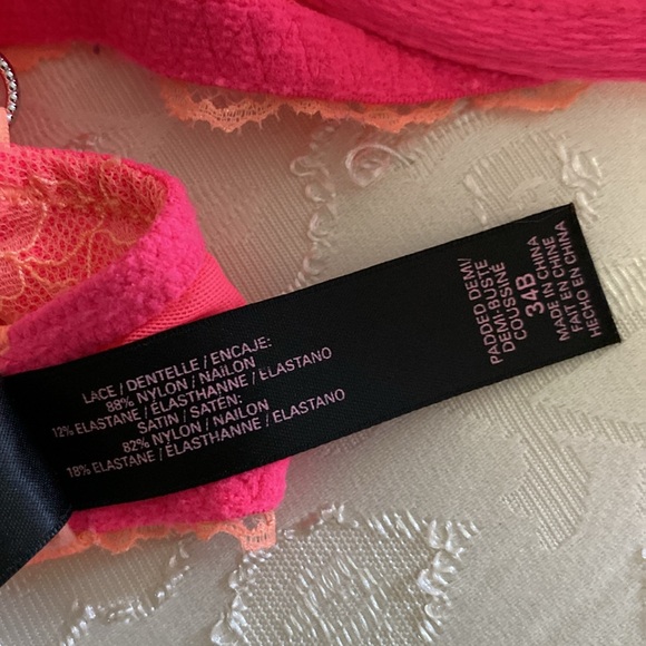Victoria Secret Padded Demi Buste Coussing pink with rhinestones bra size 34B - Picture 10 of 16